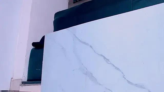 SashaNova — show cum