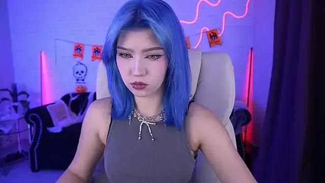 SelenaIris on StripChat 