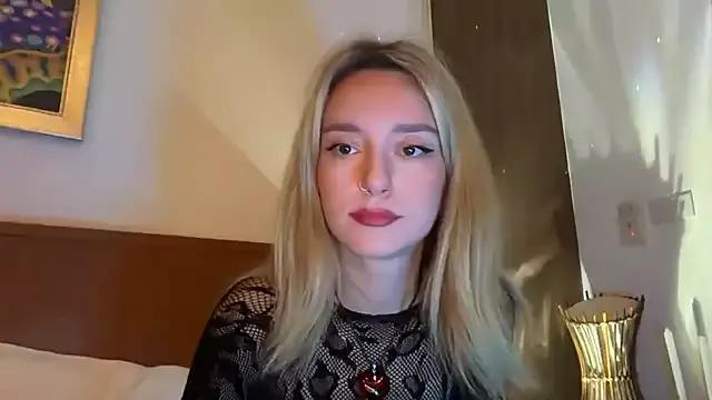 SirenaBelle — slap my naughty ass