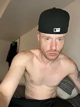 SLUTBR0 — stroke snd smoke until I bust 