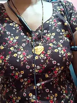 Sonalihot_ on StripChat