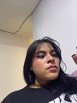 Sophie_wyld — lush in ass make it vibrate