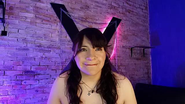 TaraTaylorr on StripChat 