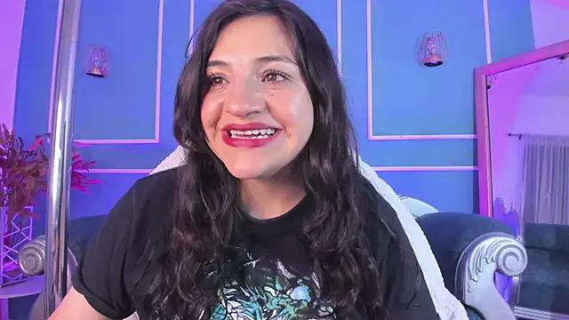 TaraTaylorr on StripChat 