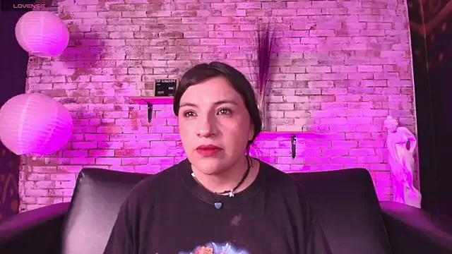 TaraTaylorr on StripChat 