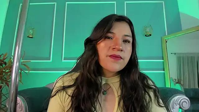 TaraTaylorr on StripChat 