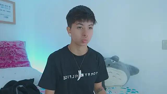 tommy_blue on StripChat 