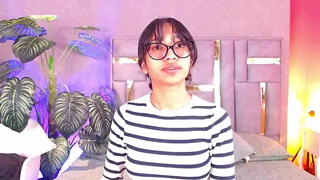 Tyla_Ks on StripChat