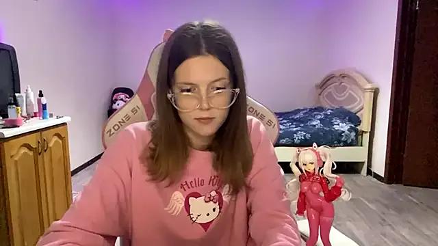 VibeQueenLucy on StripChat