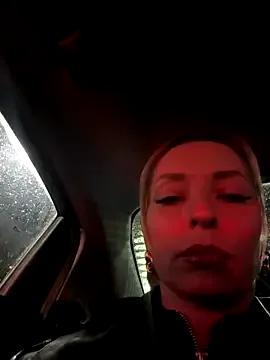 VikaBunny1 — Take OffPanties+lickThem