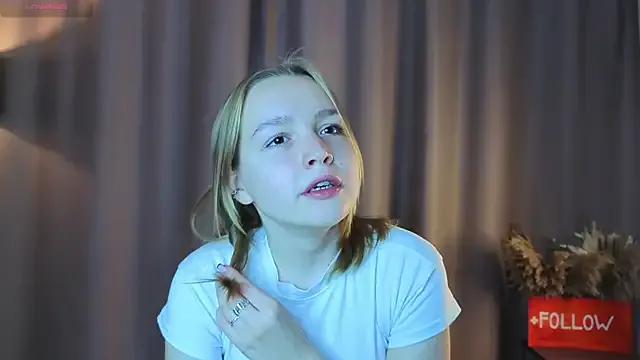 VinnieSerrano on StripChat 