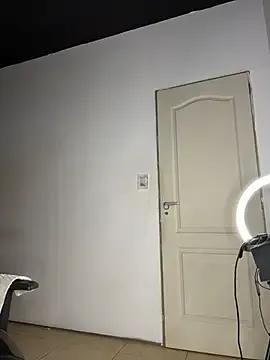 waspy — naked and pussy cream