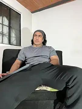 willian_m777 on StripChat