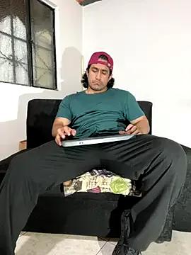 willian_m777 on StripChat