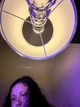 xocrybaby on StripChat