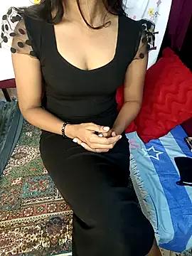 Zoya_miss360 — Lips show