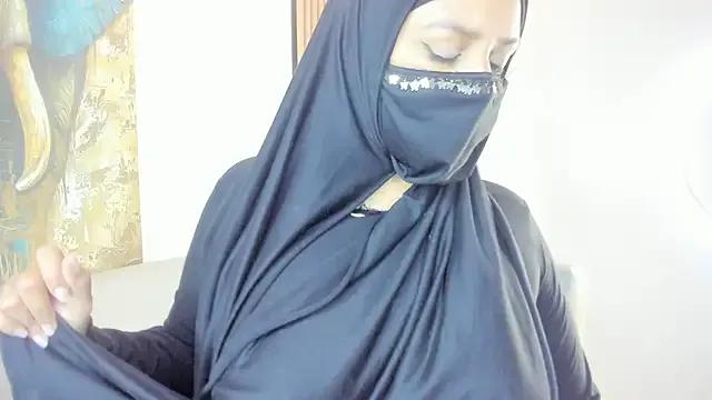 zully_arab on StripChat